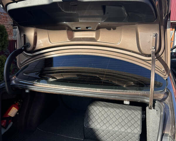 Коричневый Фольксваген Джетта, объемом двигателя 1.97 л и пробегом 340 тыс. км за 8900 $, фото 19 на Automoto.ua