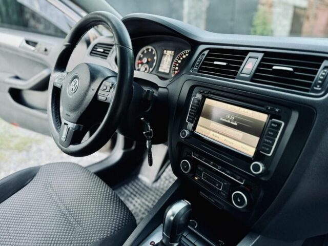 Коричневий Фольксваген Джетта, об'ємом двигуна 1.4 л та пробігом 220 тис. км за 8200 $, фото 7 на Automoto.ua