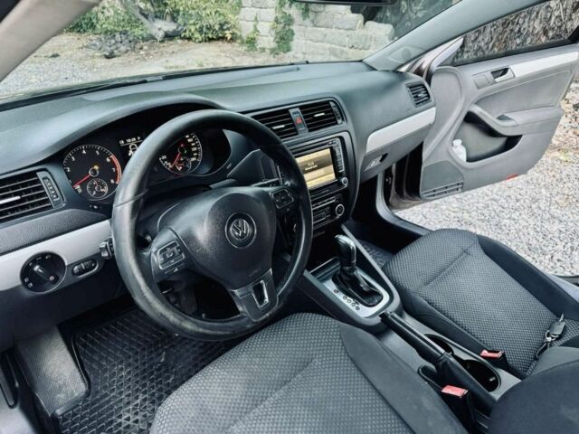 Коричневий Фольксваген Джетта, об'ємом двигуна 1.4 л та пробігом 220 тис. км за 8200 $, фото 5 на Automoto.ua