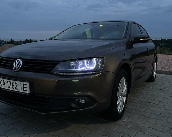 Коричневый Фольксваген Джетта, объемом двигателя 1.39 л и пробегом 261 тыс. км за 9000 $, фото 19 на Automoto.ua