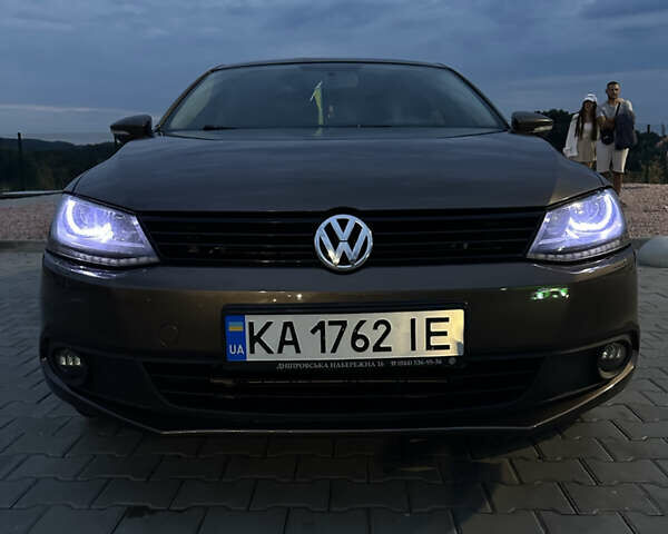 Коричневый Фольксваген Джетта, объемом двигателя 1.39 л и пробегом 261 тыс. км за 9000 $, фото 20 на Automoto.ua