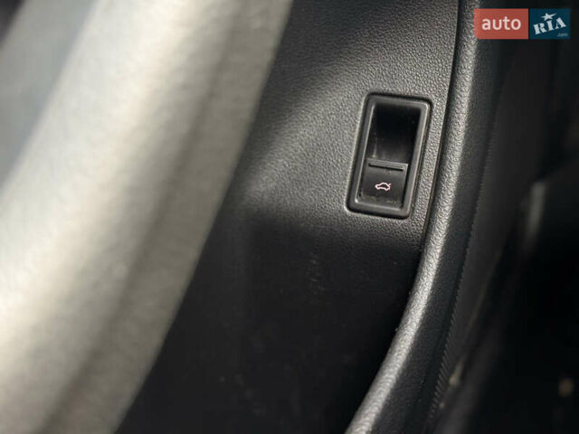 Коричневый Фольксваген Джетта, объемом двигателя 1.39 л и пробегом 191 тыс. км за 7300 $, фото 22 на Automoto.ua