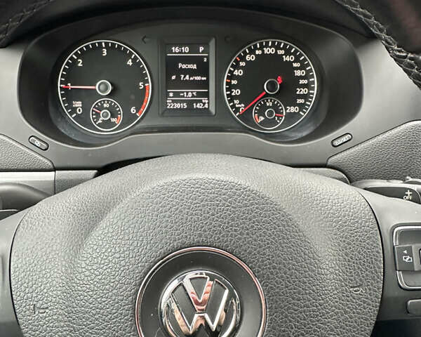 Коричневый Фольксваген Джетта, объемом двигателя 1.6 л и пробегом 223 тыс. км за 10550 $, фото 25 на Automoto.ua