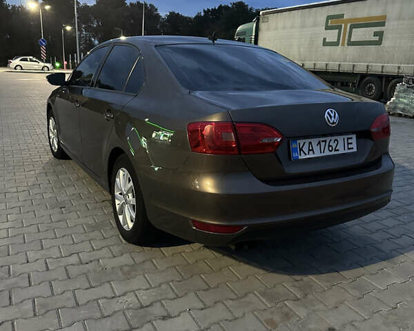 Коричневый Фольксваген Джетта, объемом двигателя 1.39 л и пробегом 261 тыс. км за 9000 $, фото 27 на Automoto.ua