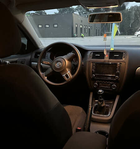 Коричневый Фольксваген Джетта, объемом двигателя 1.39 л и пробегом 261 тыс. км за 9000 $, фото 13 на Automoto.ua