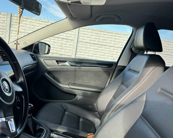 Коричневый Фольксваген Джетта, объемом двигателя 1.97 л и пробегом 340 тыс. км за 8900 $, фото 9 на Automoto.ua