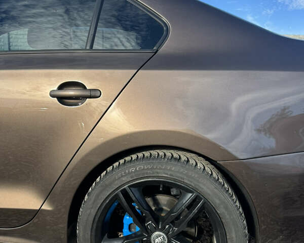 Коричневый Фольксваген Джетта, объемом двигателя 1.97 л и пробегом 340 тыс. км за 8900 $, фото 2 на Automoto.ua