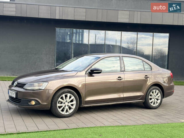 Коричневый Фольксваген Джетта, объемом двигателя 1.39 л и пробегом 191 тыс. км за 7300 $, фото 8 на Automoto.ua