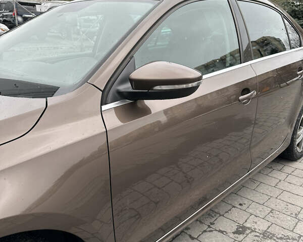 Коричневый Фольксваген Джетта, объемом двигателя 1.6 л и пробегом 223 тыс. км за 10550 $, фото 3 на Automoto.ua