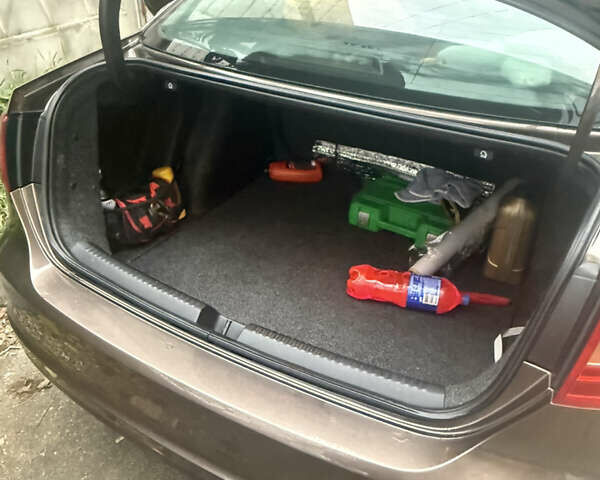 Коричневий Фольксваген Джетта, об'ємом двигуна 1.39 л та пробігом 152 тис. км за 7550 $, фото 10 на Automoto.ua