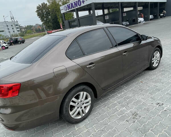 Коричневый Фольксваген Джетта, объемом двигателя 2 л и пробегом 259 тыс. км за 7999 $, фото 37 на Automoto.ua