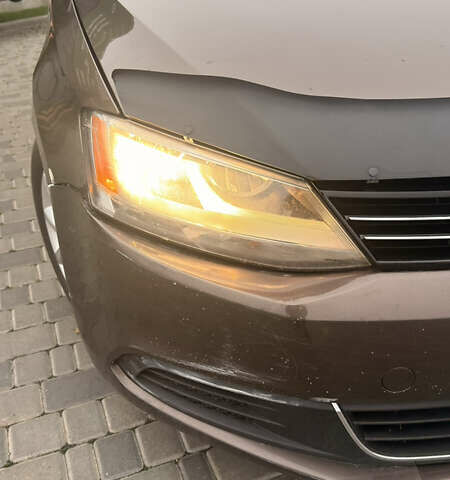 Коричневый Фольксваген Джетта, объемом двигателя 1.8 л и пробегом 182 тыс. км за 8000 $, фото 11 на Automoto.ua