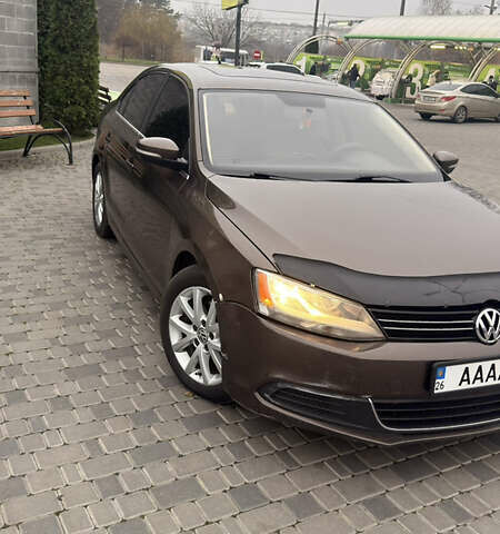 Коричневый Фольксваген Джетта, объемом двигателя 1.8 л и пробегом 182 тыс. км за 8000 $, фото 1 на Automoto.ua