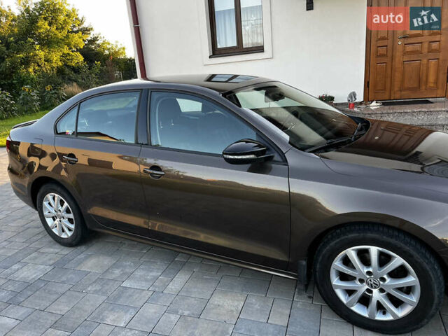 Коричневый Фольксваген Джетта, объемом двигателя 1.97 л и пробегом 192 тыс. км за 11300 $, фото 4 на Automoto.ua