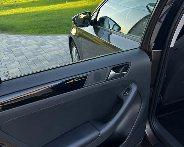 Коричневый Фольксваген Джетта, объемом двигателя 1.97 л и пробегом 192 тыс. км за 11300 $, фото 17 на Automoto.ua