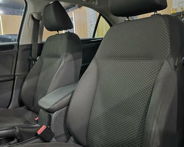 Фольксваген Джетта 2013 в Киеве на Automoto.ua Коричневый Фольксваген Джетта, объемом двигателя 1.97 л и пробегом 236 тыс. км за 10800 $, фото 18 на Automoto.ua