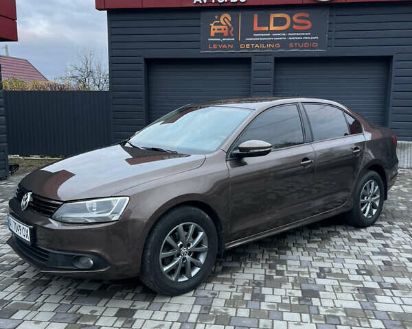 Коричневый Фольксваген Джетта, объемом двигателя 1.97 л и пробегом 295 тыс. км за 8700 $, фото 3 на Automoto.ua