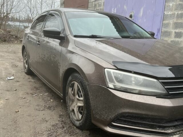 Коричневый Фольксваген Джетта, объемом двигателя 2 л и пробегом 144 тыс. км за 7800 $, фото 2 на Automoto.ua