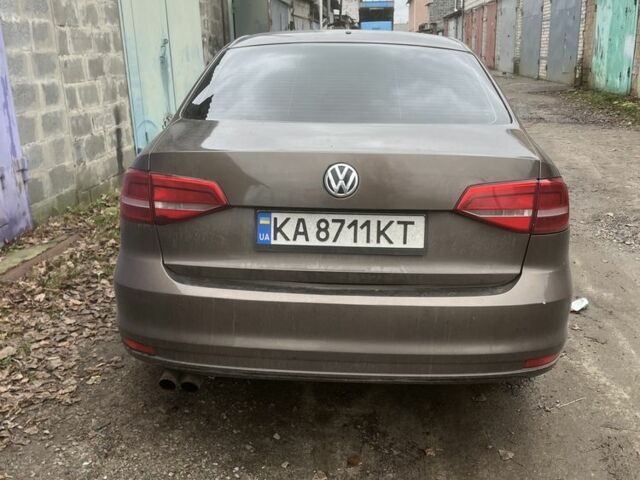 Коричневый Фольксваген Джетта, объемом двигателя 2 л и пробегом 144 тыс. км за 7800 $, фото 4 на Automoto.ua