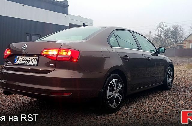 Коричневый Фольксваген Джетта, объемом двигателя 1.8 л и пробегом 131 тыс. км за 10800 $, фото 3 на Automoto.ua