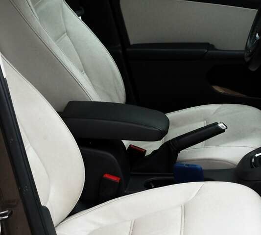 Коричневый Фольксваген Джетта, объемом двигателя 2 л и пробегом 234 тыс. км за 12600 $, фото 10 на Automoto.ua