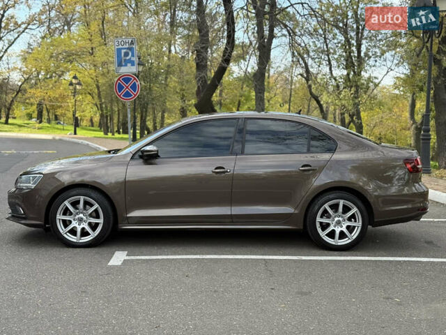 Коричневый Фольксваген Джетта, объемом двигателя 1.6 л и пробегом 107 тыс. км за 12750 $, фото 3 на Automoto.ua