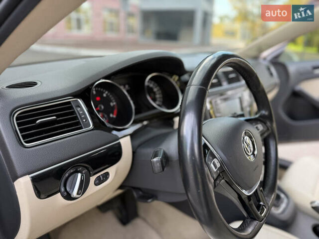 Коричневый Фольксваген Джетта, объемом двигателя 1.6 л и пробегом 107 тыс. км за 12750 $, фото 22 на Automoto.ua