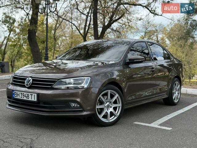 Коричневый Фольксваген Джетта, объемом двигателя 1.6 л и пробегом 107 тыс. км за 12750 $, фото 2 на Automoto.ua