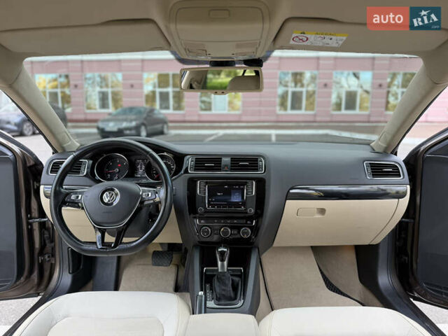 Коричневый Фольксваген Джетта, объемом двигателя 1.6 л и пробегом 107 тыс. км за 12750 $, фото 18 на Automoto.ua