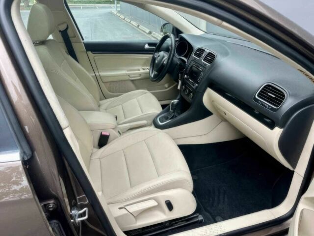 Коричневий Фольксваген Джетта, об'ємом двигуна 2 л та пробігом 80 тис. км за 1150 $, фото 10 на Automoto.ua