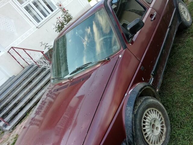 Красный Фольксваген Джетта, объемом двигателя 6 л и пробегом 100 тыс. км за 1050 $, фото 6 на Automoto.ua