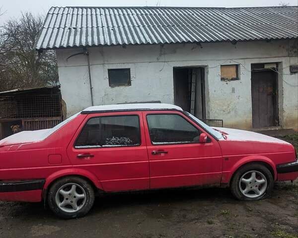 Красный Фольксваген Джетта, объемом двигателя 1.6 л и пробегом 350 тыс. км за 750 $, фото 2 на Automoto.ua