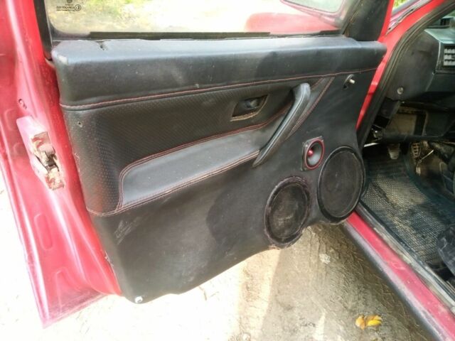 Красный Фольксваген Джетта, объемом двигателя 1.8 л и пробегом 555 тыс. км за 850 $, фото 16 на Automoto.ua