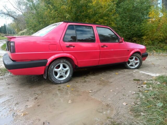 Красный Фольксваген Джетта, объемом двигателя 1.8 л и пробегом 555 тыс. км за 850 $, фото 4 на Automoto.ua