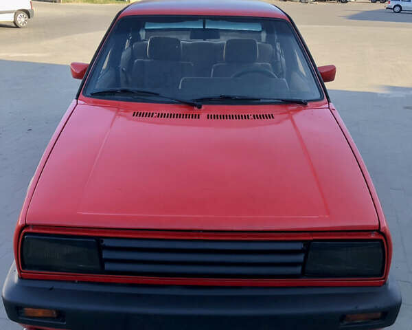 Красный Фольксваген Джетта, объемом двигателя 1.8 л и пробегом 300 тыс. км за 1350 $, фото 18 на Automoto.ua