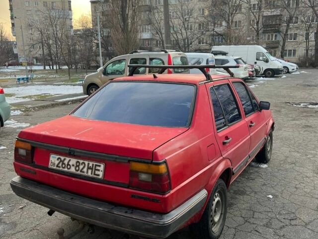 Червоний Фольксваген Джетта, об'ємом двигуна 1.6 л та пробігом 250 тис. км за 700 $, фото 9 на Automoto.ua