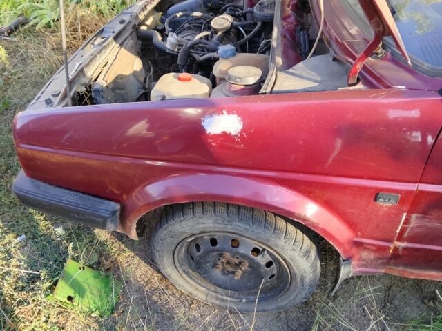 Красный Фольксваген Джетта, объемом двигателя 1.8 л и пробегом 300 тыс. км за 550 $, фото 7 на Automoto.ua