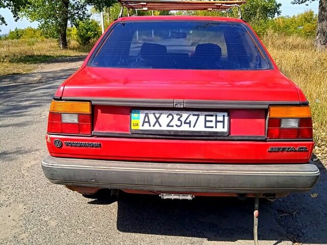 Червоний Фольксваген Джетта, об'ємом двигуна 1.6 л та пробігом 240 тис. км за 1500 $, фото 2 на Automoto.ua