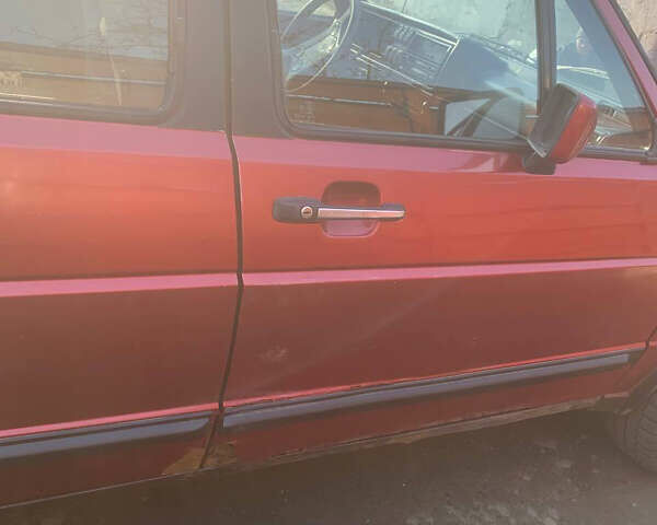 Красный Фольксваген Джетта, объемом двигателя 1.6 л и пробегом 354 тыс. км за 1100 $, фото 4 на Automoto.ua