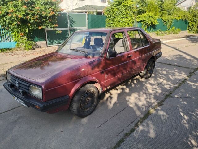 Красный Фольксваген Джетта, объемом двигателя 1.8 л и пробегом 300 тыс. км за 550 $, фото 2 на Automoto.ua