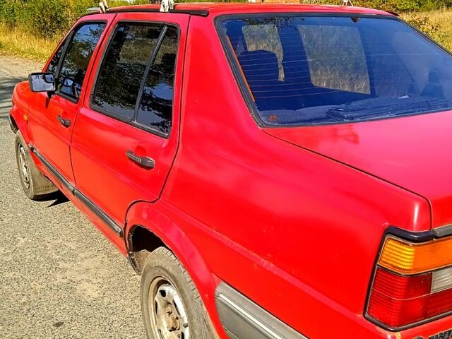 Червоний Фольксваген Джетта, об'ємом двигуна 1.6 л та пробігом 240 тис. км за 1500 $, фото 3 на Automoto.ua