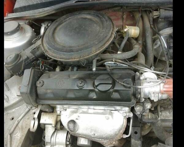 Красный Фольксваген Джетта, объемом двигателя 1.3 л и пробегом 307 тыс. км за 1300 $, фото 4 на Automoto.ua