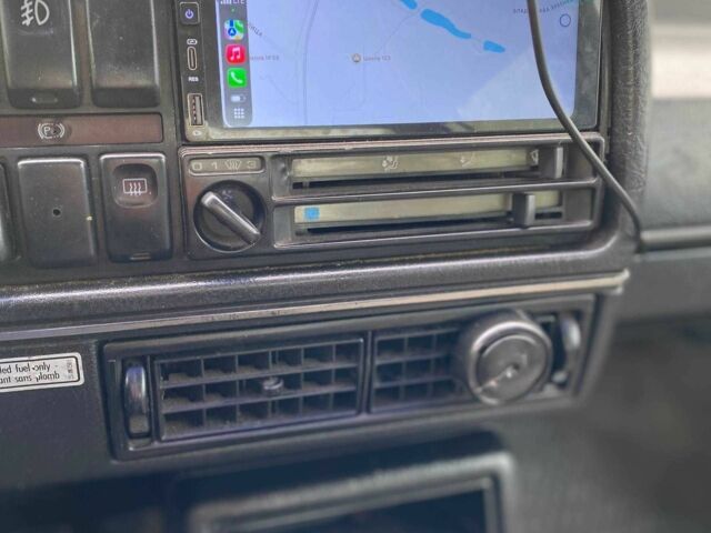 Красный Фольксваген Джетта, объемом двигателя 1.8 л и пробегом 210 тыс. км за 1550 $, фото 12 на Automoto.ua