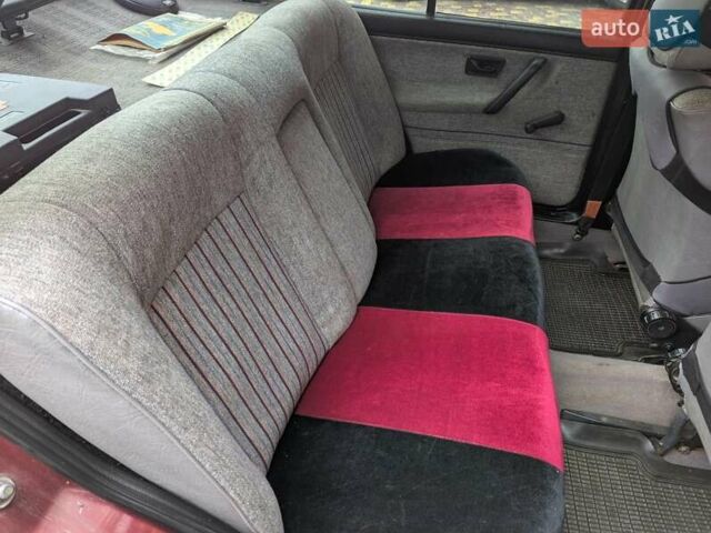 Фольксваген Джетта 1988 в Виннице на Automoto.ua Красный Фольксваген Джетта, объемом двигателя 1.6 л и пробегом 318 тыс. км за 1500 $, фото 6 на Automoto.ua