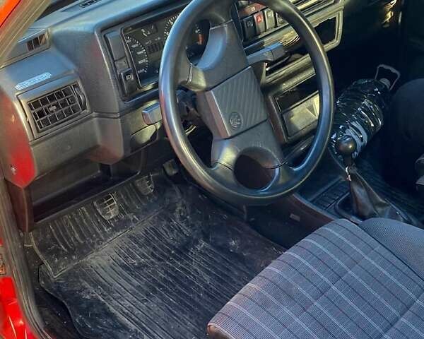 Красный Фольксваген Джетта, объемом двигателя 1.8 л и пробегом 100 тыс. км за 999 $, фото 5 на Automoto.ua