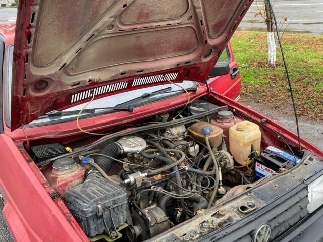 Красный Фольксваген Джетта, объемом двигателя 1.8 л и пробегом 210 тыс. км за 1550 $, фото 11 на Automoto.ua