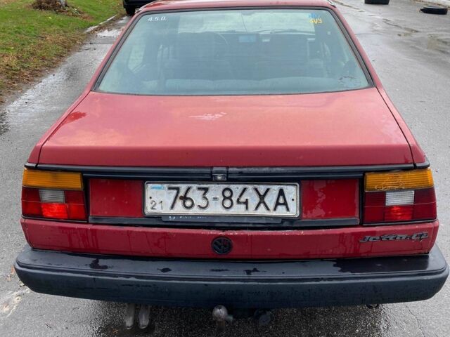 Красный Фольксваген Джетта, объемом двигателя 1.8 л и пробегом 210 тыс. км за 1550 $, фото 4 на Automoto.ua