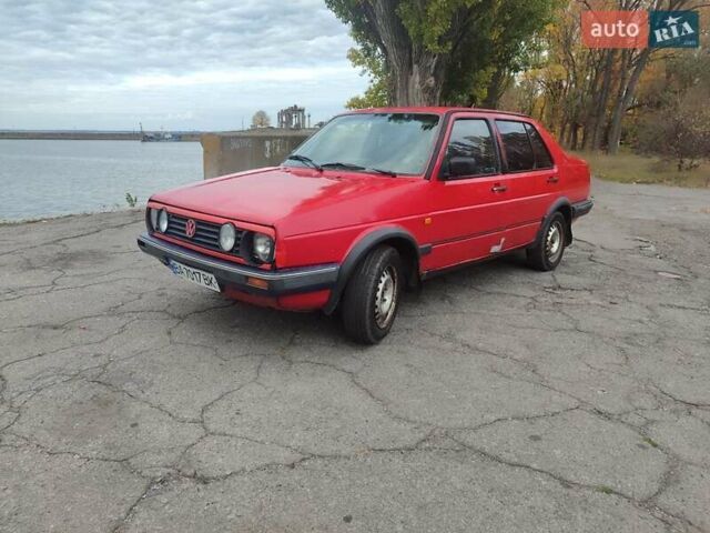 Красный Фольксваген Джетта, объемом двигателя 1.6 л и пробегом 636 тыс. км за 1200 $, фото 1 на Automoto.ua