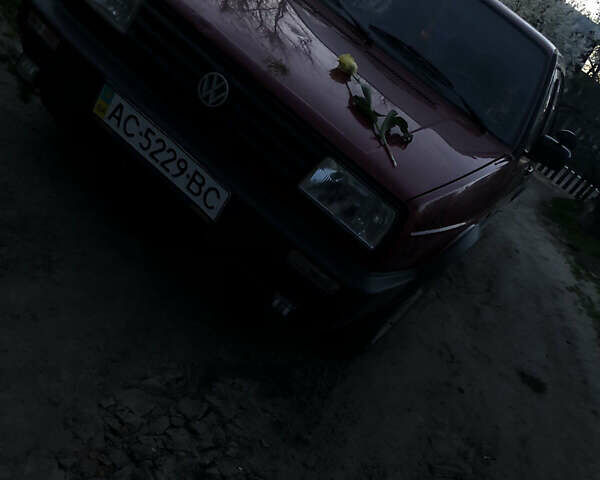 Красный Фольксваген Джетта, объемом двигателя 1.3 л и пробегом 400 тыс. км за 1600 $, фото 6 на Automoto.ua