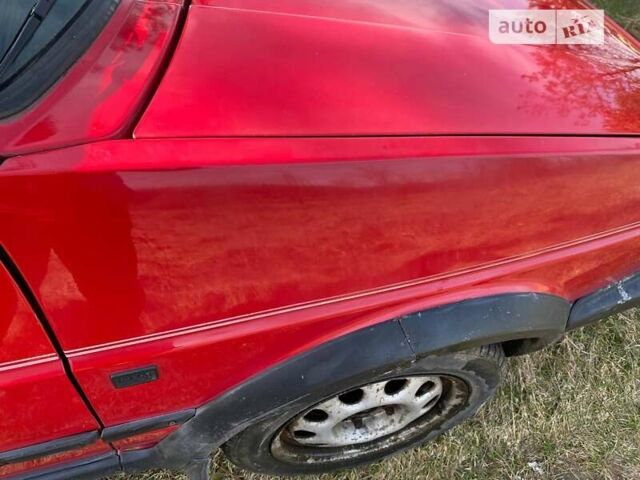 Червоний Фольксваген Джетта, об'ємом двигуна 1.6 л та пробігом 351 тис. км за 1385 $, фото 27 на Automoto.ua